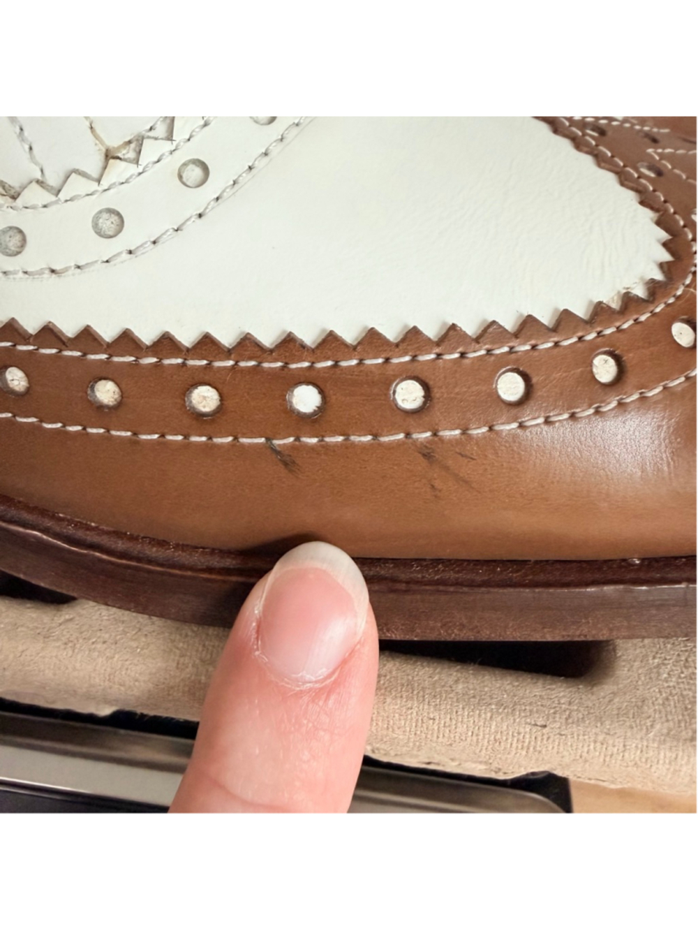 Undandy Mens Leather Wingtip Brogue Oxford Spectator Shoes Size 12.5 - Picture 8 of 11